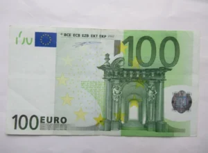faux billet de 100 euros