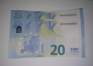 faux billet de 20 euros