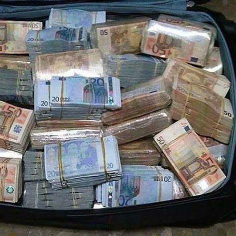 comprare soldi falsi